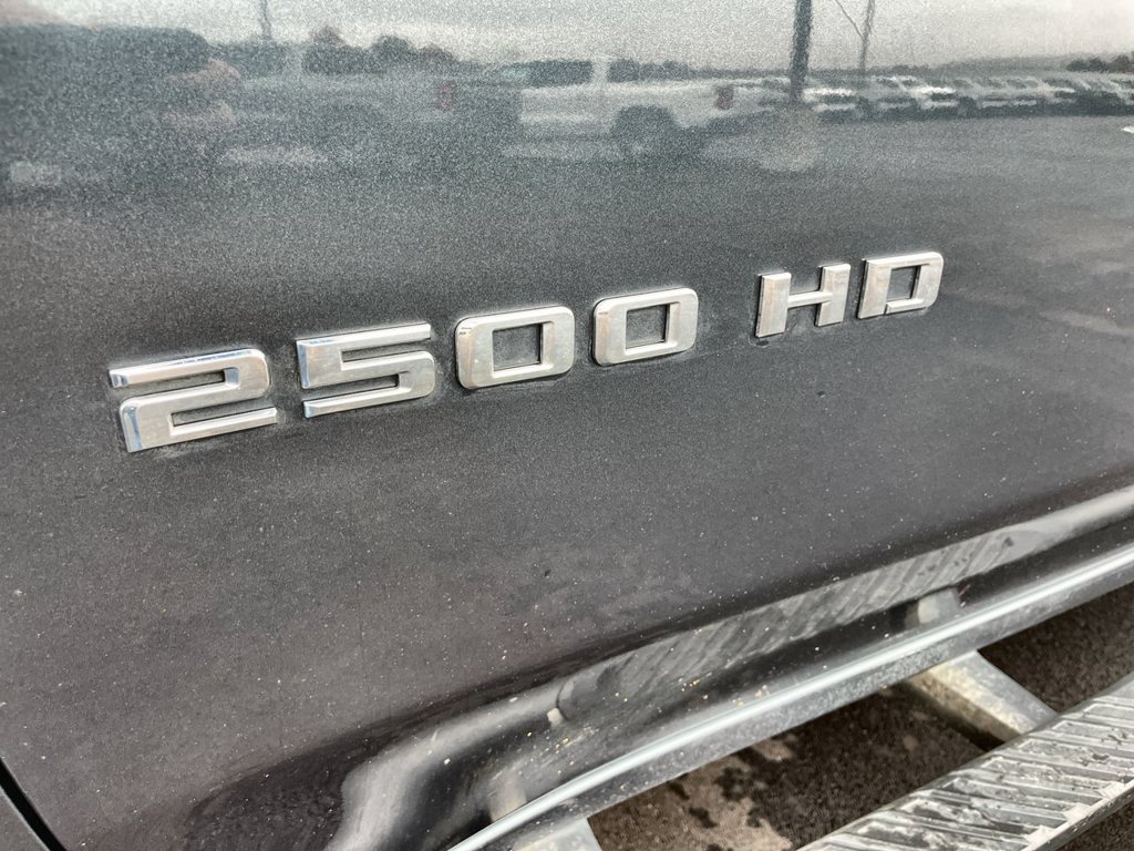 Used 2020 Chevrolet Silverado 2500 LT w/ All Star Edition AWD/4WD image 30
