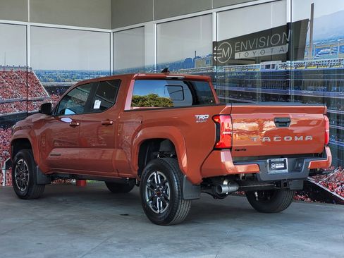 New 2025 Toyota Tacoma TRD Sport image 5