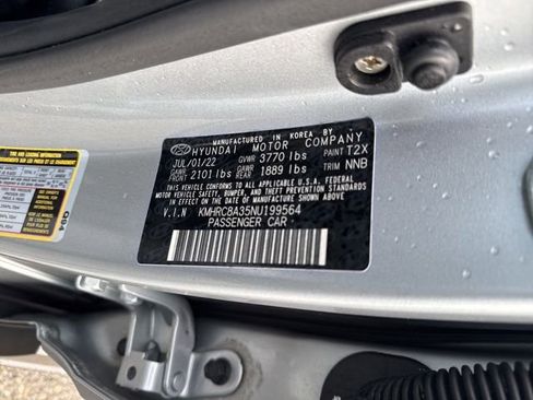 Used 2022 Hyundai Venue SEL w/ Cargo Package image 29