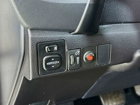 Used 2019 Toyota Corolla XSE image 11