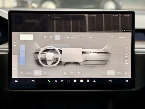 Used 2022 Tesla Model S Standard Range image 18