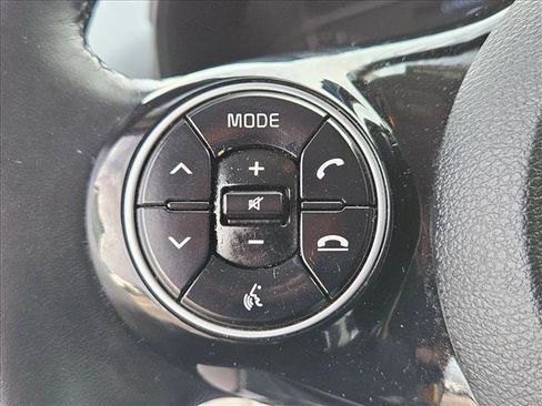 Used 2020 Kia Soul EX FWD image 23