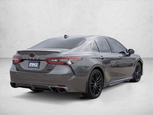 Used 2023 Toyota Camry XSE FWD image 5