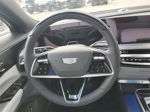 New 2026 Cadillac Lyriq Premium Luxury image 10