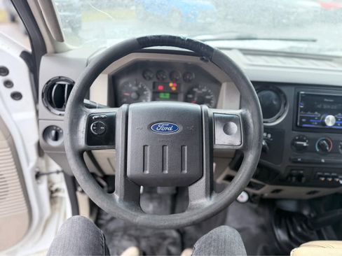 Used 2009 Ford F350 XL image 16