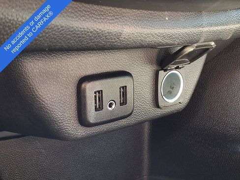 Used 2023 Chevrolet Traverse LT w/ LPO, Floor Liner Package AWD/4WD image 28