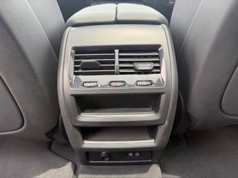Used 2024 BMW X5 sDrive40i w/ M Sport Package RWD image 23