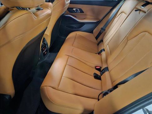 Certified 2025 BMW 330i Sedan w/ Convenience Package RWD image 18