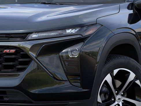 New 2026 Chevrolet Trax RS w/ Driver Confidence Package FWD image 10