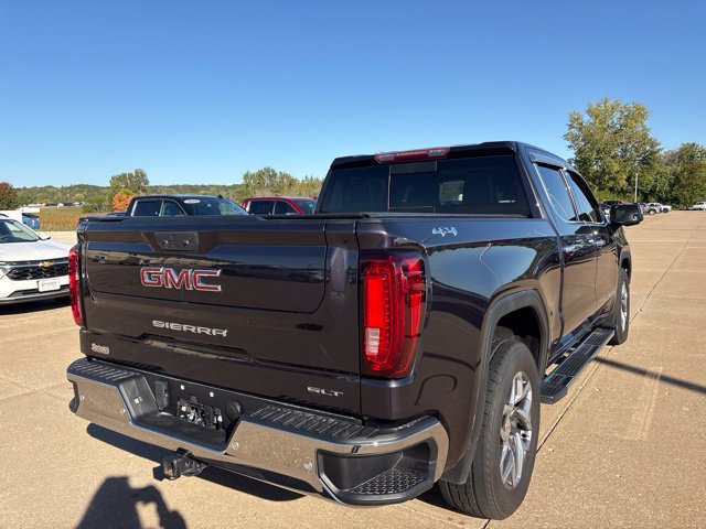 Used 2022 GMC Sierra 1500 SLT w/ SLT Premium Plus Package AWD/4WD image 3