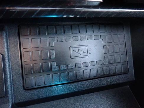 Used 2021 Ford F350 Platinum image 21