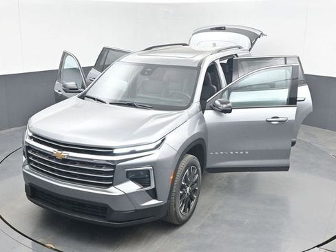 New 2026 Chevrolet Traverse LT FWD image 52