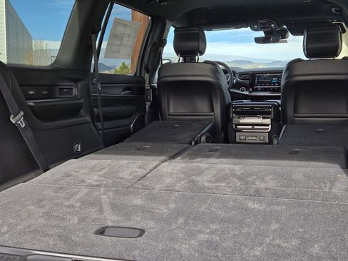 New 2026 Jeep Grand Wagoneer Limited AWD/4WD image 16