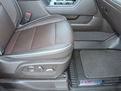 Used 2024 GMC Sierra 1500 Denali image 18