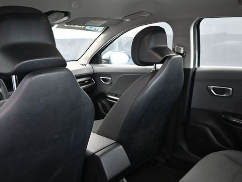 Used 2025 Kia K4 LXS FWD image 20