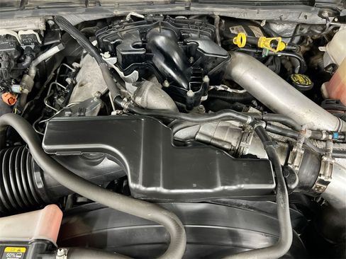 Used 2011 Ford F350 Lariat w/ Lariat Interior Pkg image 19