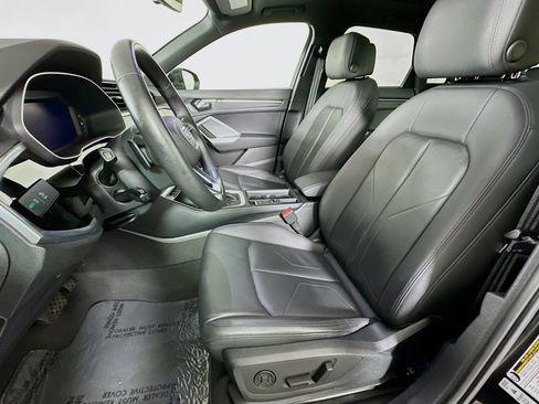 Used 2023 Audi Q3 2.0T Premium w/ 19" Wheel Package image 17