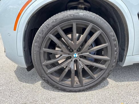 Used 2024 BMW X5 xDrive40i w/ M Sport Package AWD/4WD image 10
