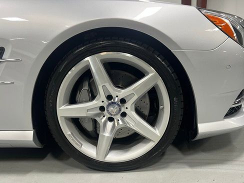 Used 2013 Mercedes-Benz SL 550 image 20