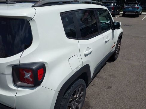 Used 2016 Jeep Renegade 75th Anniversary AWD/4WD image 10