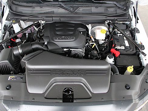 Used 2024 RAM 2500 Tradesman image 39