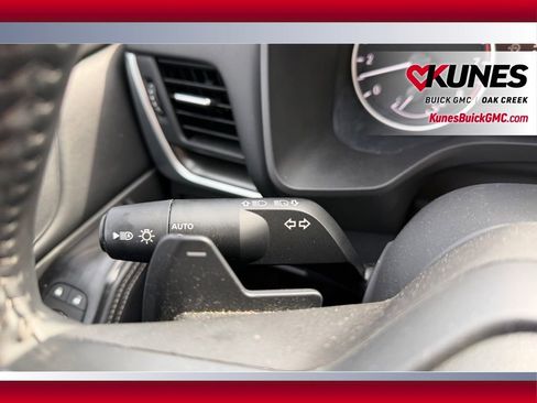 Used 2025 Nissan Rogue SV image 13