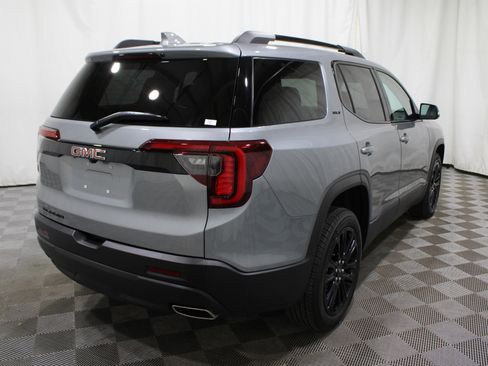 Used 2023 GMC Acadia SLT w/ Elevation Edition image 34