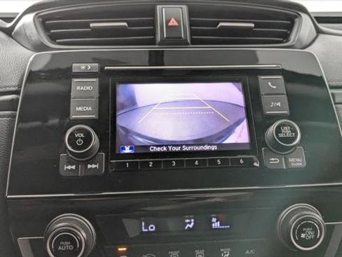 Used 2017 Honda CR-V LX image 29