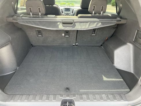 Used 2019 Chevrolet Equinox LT FWD image 26