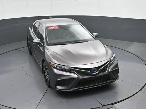 Used 2024 Toyota Camry SE image 49