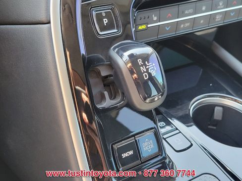 Certified 2022 Toyota Mirai w/ Advanced Technology Package RWD image 23