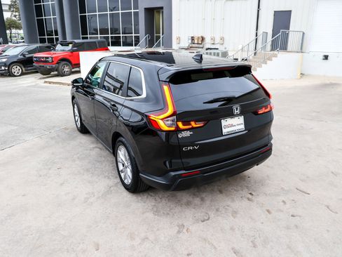 Used 2024 Honda CR-V EX-L image 9