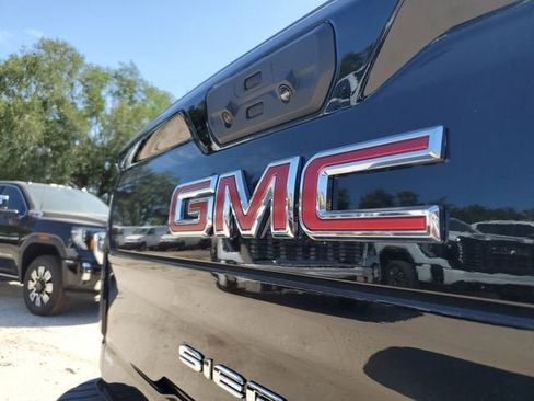 New 2026 GMC Sierra 2500 AT4 w/ AT4 Premium Plus Package AWD/4WD image 7
