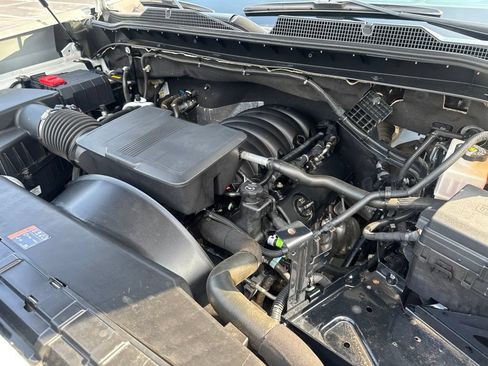 Used 2024 Chevrolet Silverado 3500 W/T w/ WT Convenience Package AWD/4WD image 31