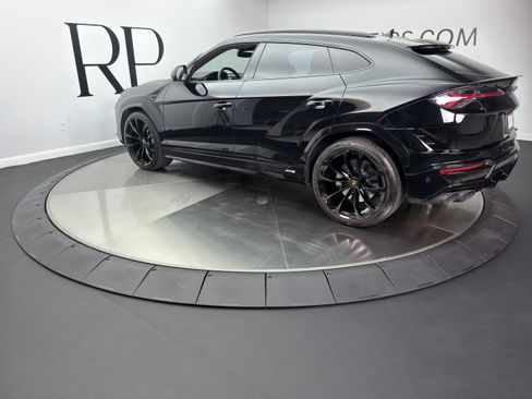 Used 2023 Lamborghini Urus S AWD/4WD image 7