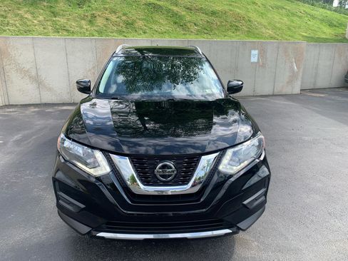 Used 2018 Nissan Rogue SV AWD/4WD image 7