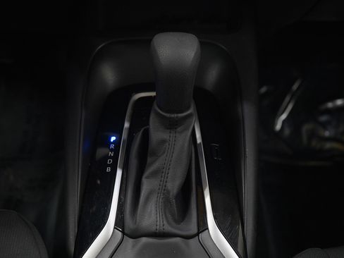 Used 2023 Toyota Corolla LE image 17