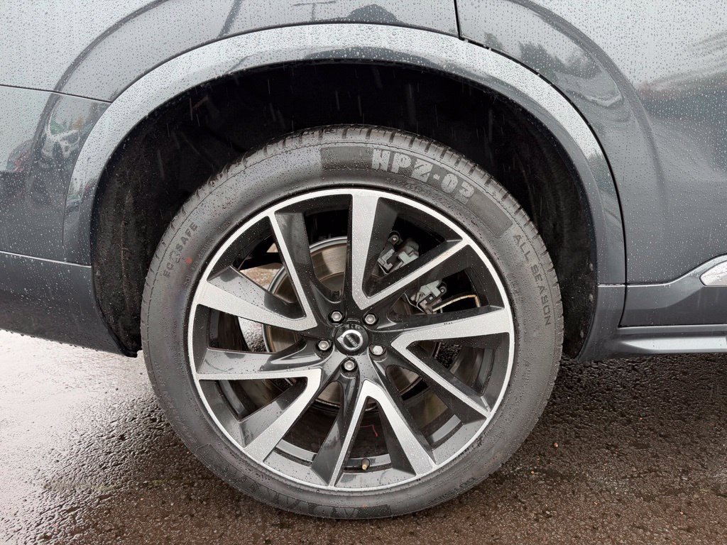 Used 2021 Volvo XC90 T8 Inscription Expression w/ Protection Package Premier AWD/4WD image 9
