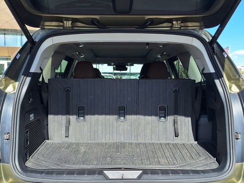 Used 2023 Subaru Ascent Touring AWD/4WD image 31