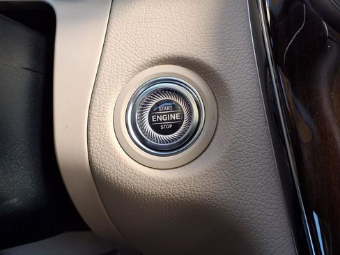 Used 2022 Mercedes-Benz GLC 300 image 12