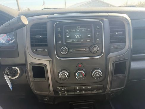 Used 2018 RAM 3500 Tradesman w/ Chrome Appearance Group image 26