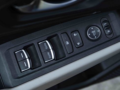 Used 2025 Honda Accord LX image 37