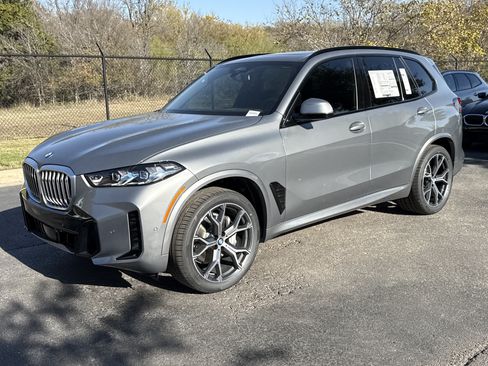 Used 2026 BMW X5 xDrive40i w/ M Sport Package AWD/4WD image 5