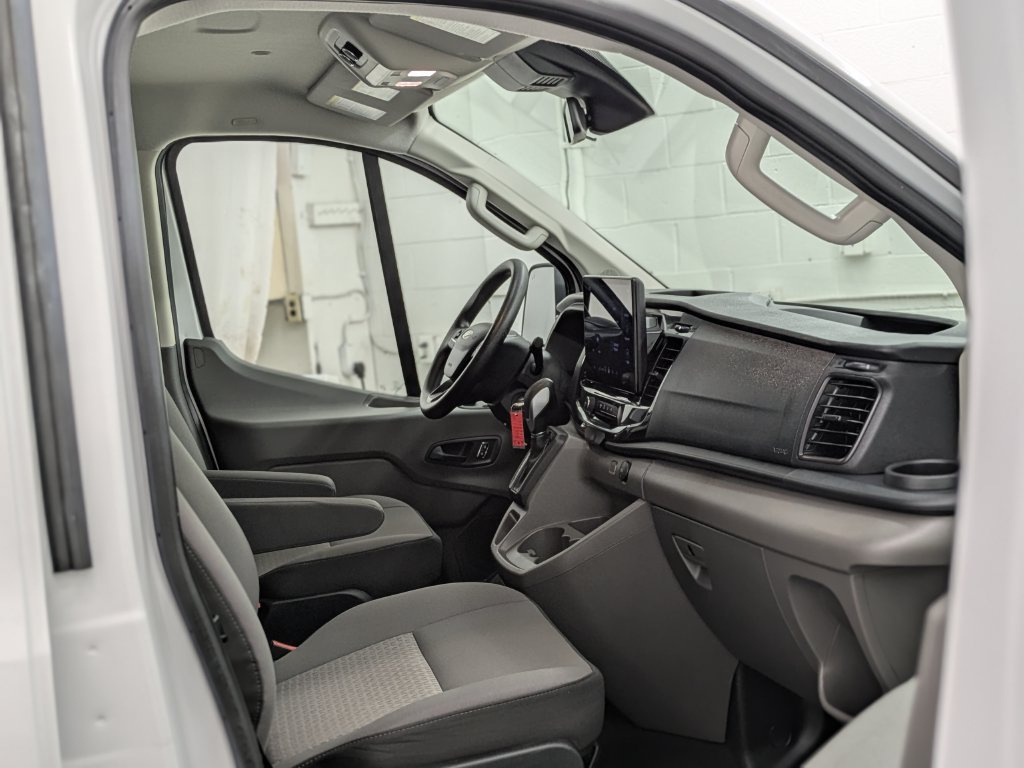 Used 2024 Ford Transit 350 XLT RWD image 21