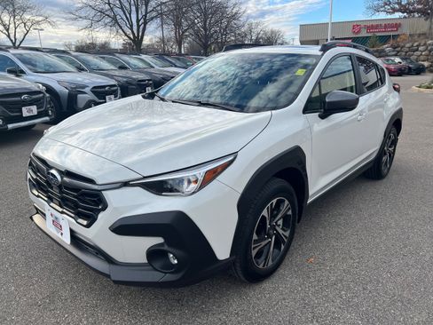 Certified 2024 Subaru Crosstrek 2.0i Premium image 3