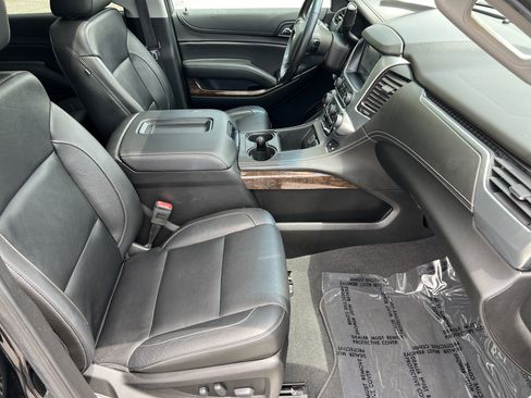 Used 2019 Chevrolet Tahoe LT RWD image 18
