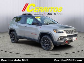Used 2023 Jeep Compass Trailhawk w/ Trailhawk Elite Group video 1
