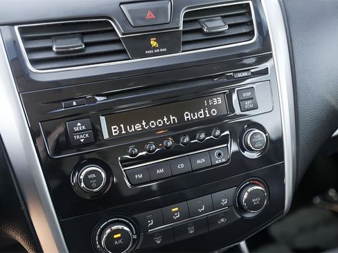 Used 2013 Nissan Altima 2.5 S image 19