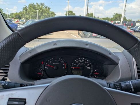 Used 2020 Nissan Frontier SV w/ SV Utility Package image 12