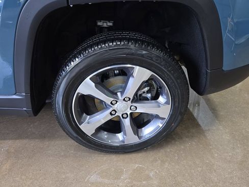 New 2026 Jeep Grand Cherokee Limited AWD/4WD image 34